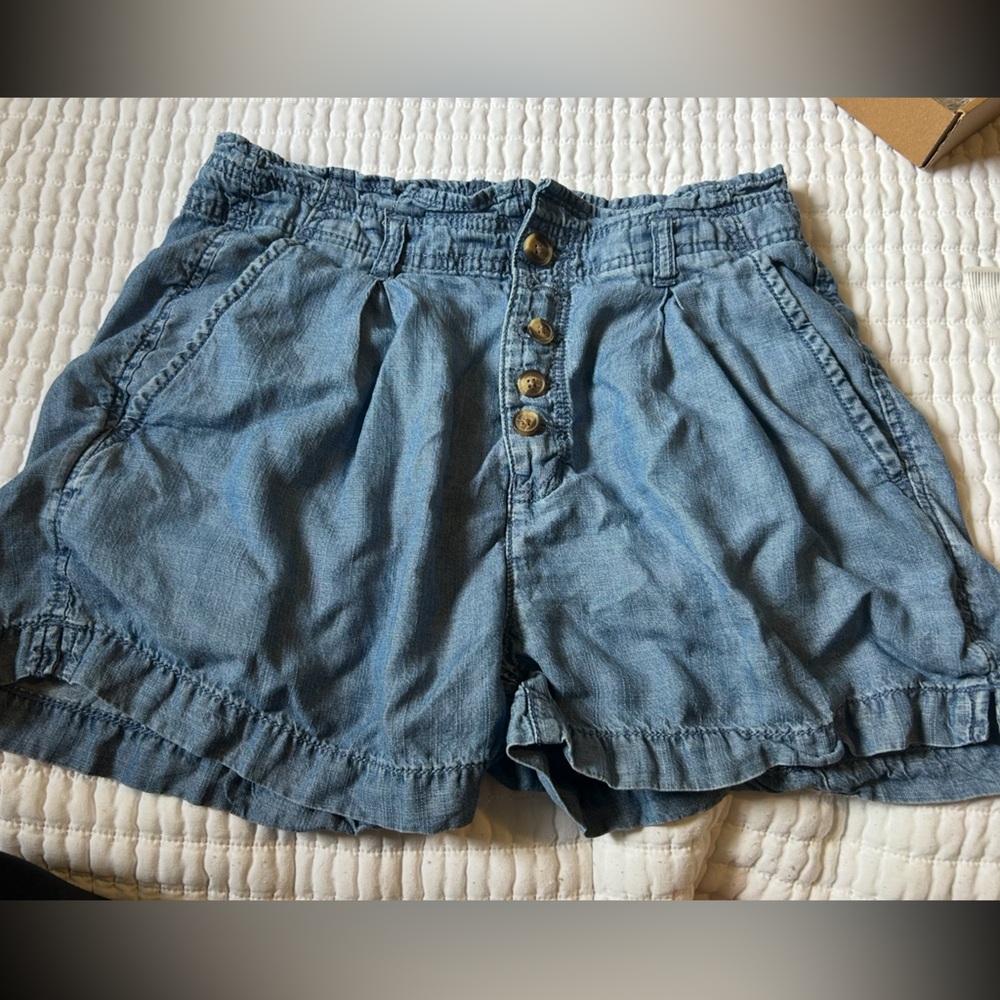 American Eagle Outfitters Light Blue Jean Shorts